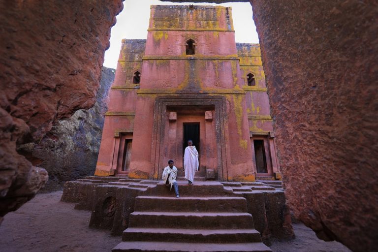 Bucket Bejeweled #1: Lalibela